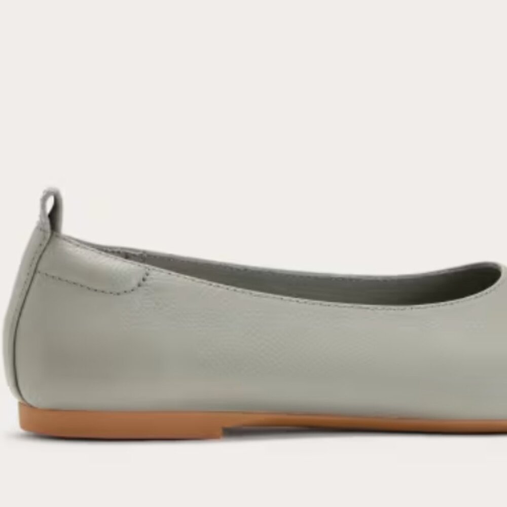 Everlane Light Sage Leather Ballet Flats - Picture 7 of 7
